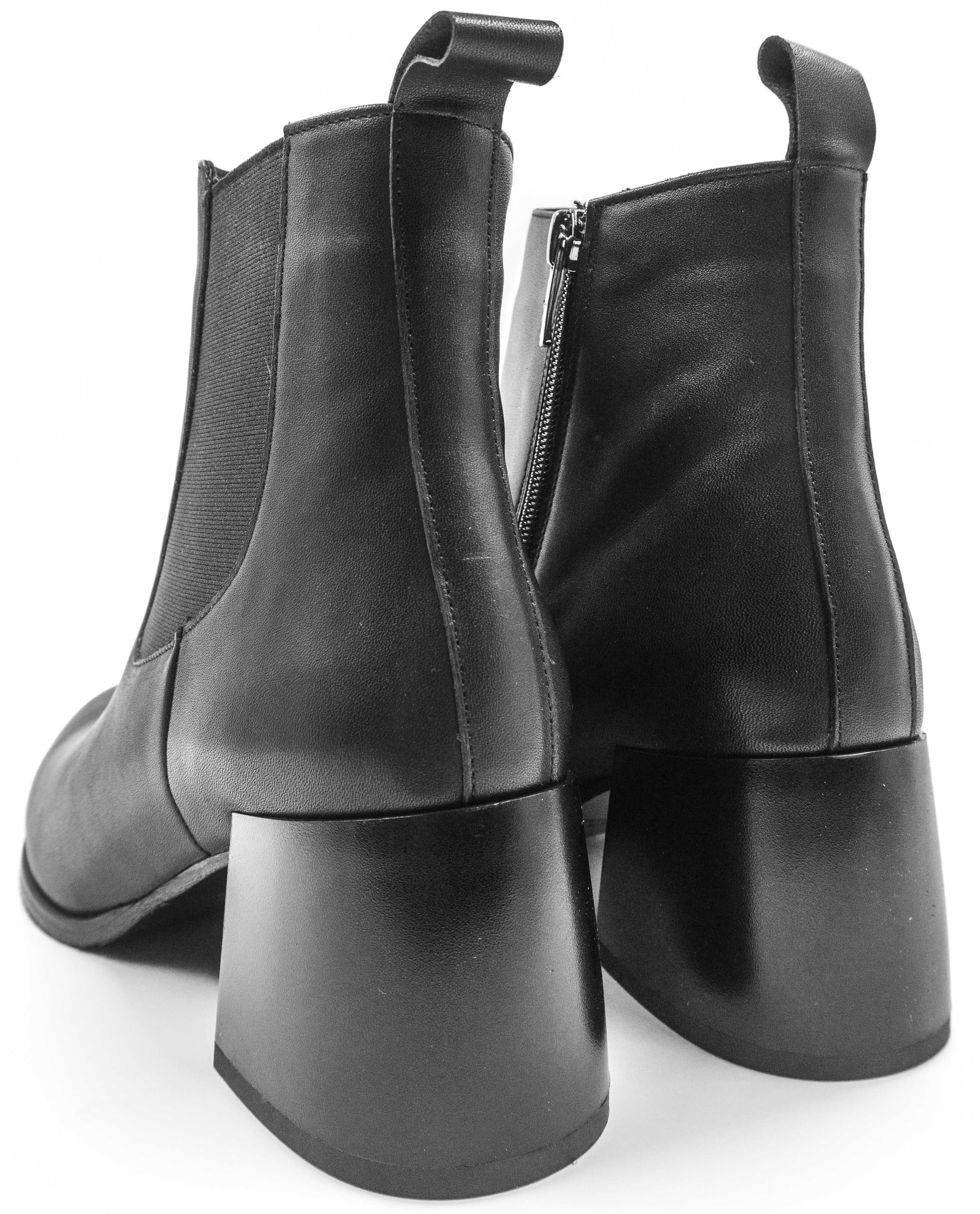 Женские ботильоны Gina 7055 чорн.шк.