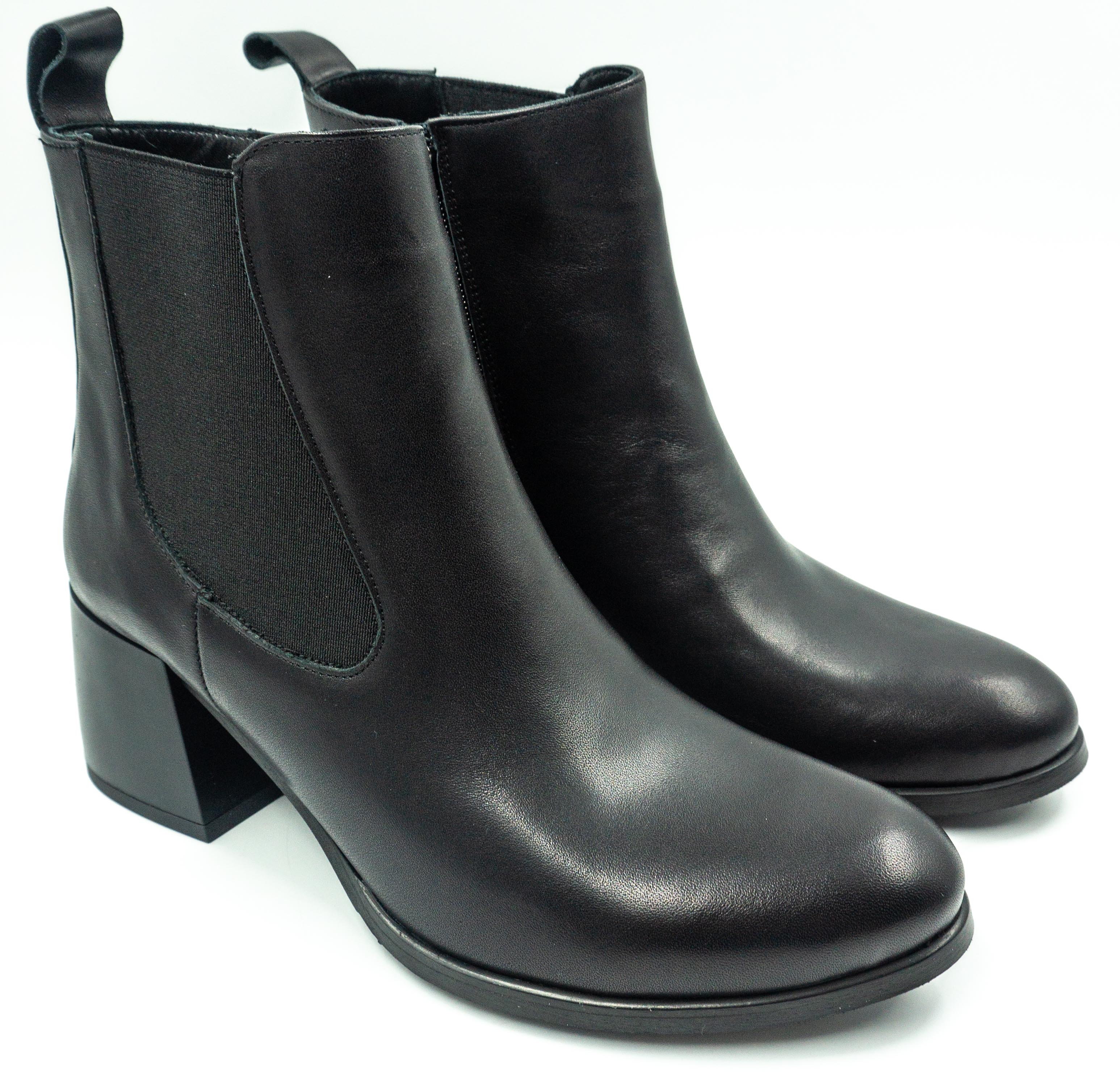Женские ботильоны Gina 7055 чорн.шк.