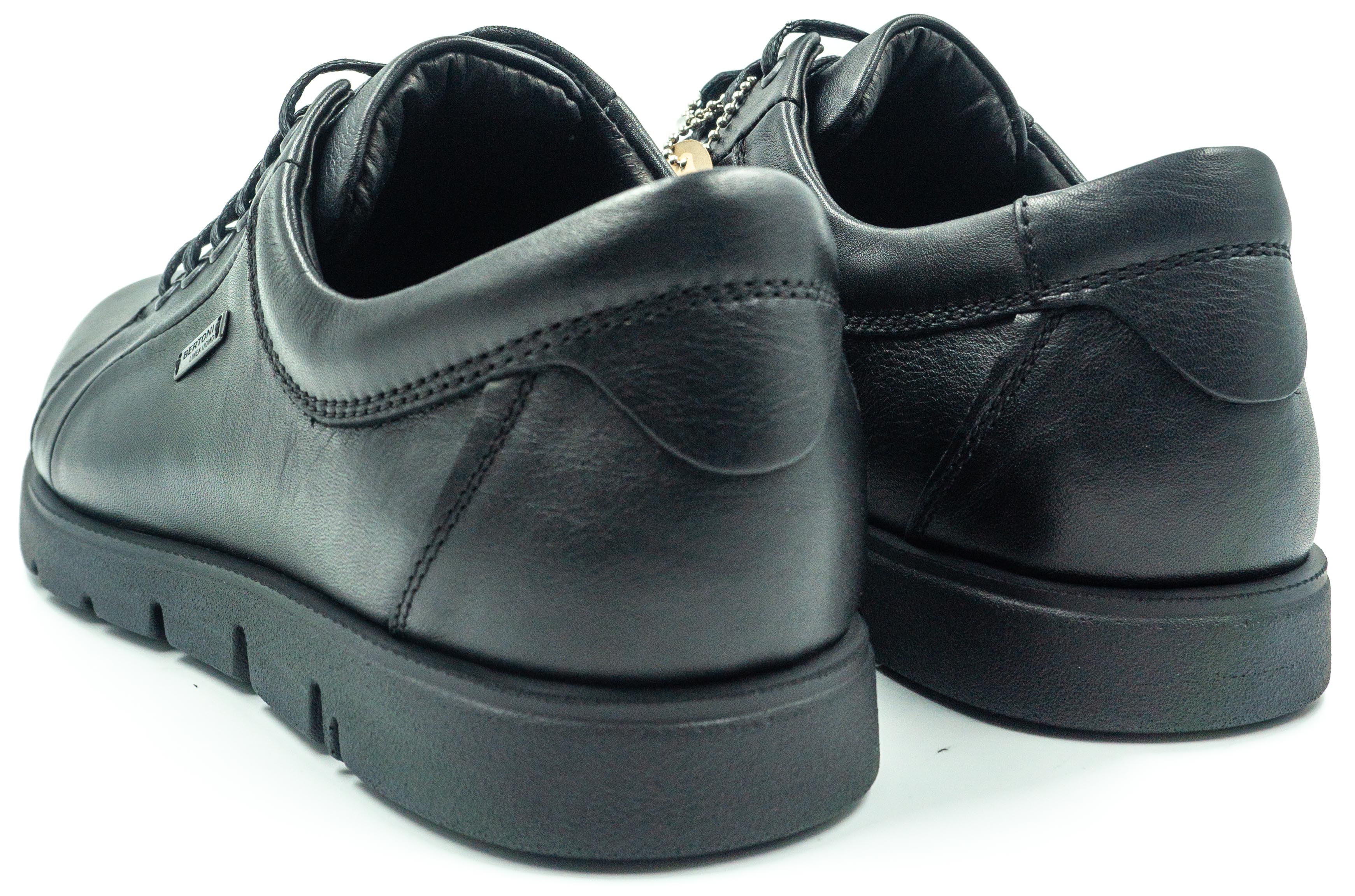 Мужские кроссовки Bertoni 21000